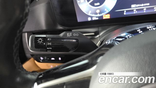 Kia Carnival (IV) Diesel 9-Seater Prestige 2023 — фото 31