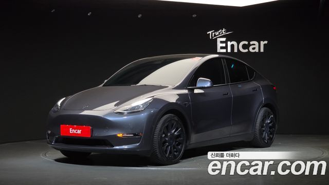 Tesla Model Y Long Range AWD