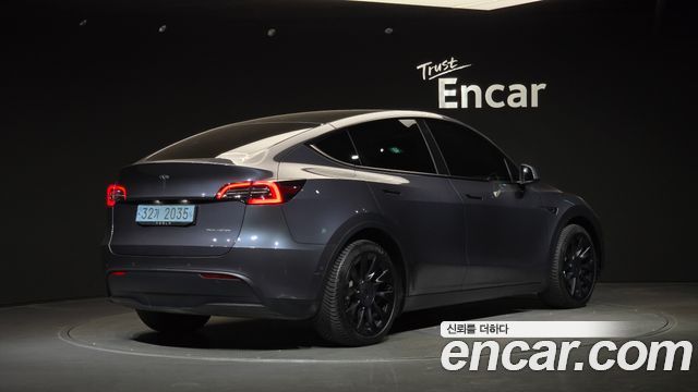 Tesla Model Y Long Range AWD 2021 — фото 2