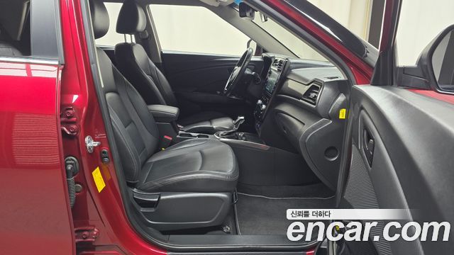 KG Mobility (SsangYong) Very New Tivoli Gasoline 1.5 2WD V3 2021 — фото 11