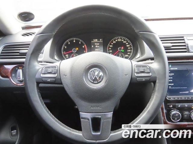 Volkswagen Passat 2.5 B7 2013 — фото 9