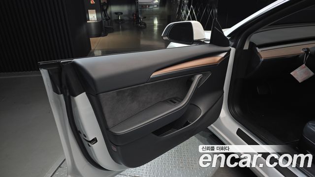 Tesla Model 3 Long Range AWD 2022 — фото 24