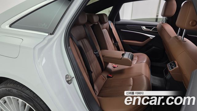 Audi A6 (C8) 45 TFSI Premium 2020 — фото 11