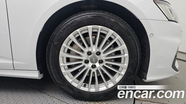Audi A6 (C8) 45 TFSI Premium 2020 — фото 21