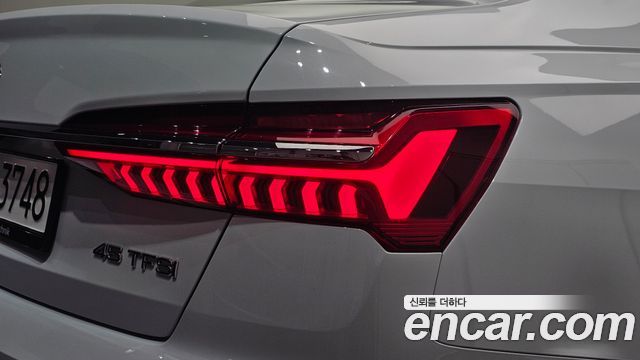 Audi A6 (C8) 45 TFSI Premium 2020 — фото 23