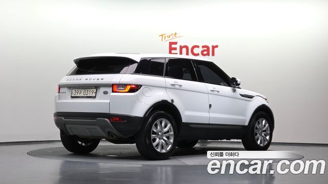 Land Rover Range Rover Evoque 2.0 TD4 SE 2016 — фото 2