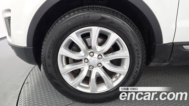Land Rover Range Rover Evoque 2.0 TD4 SE 2016 — фото 5