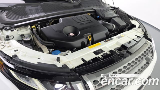 Land Rover Range Rover Evoque 2.0 TD4 SE 2016 — фото 6