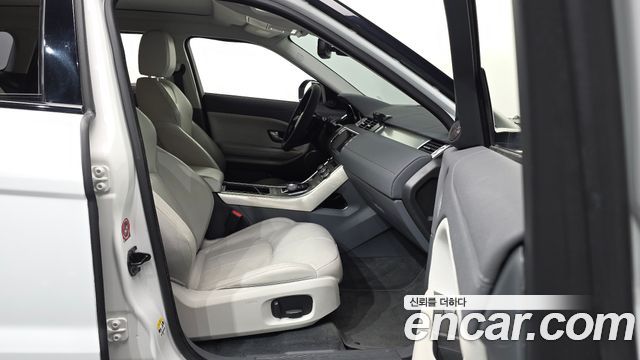 Land Rover Range Rover Evoque 2.0 TD4 SE 2016 — фото 15