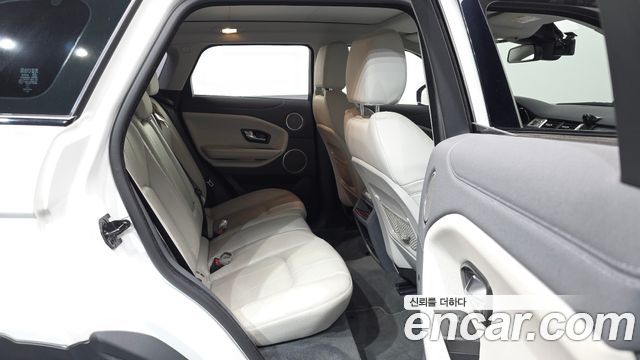 Land Rover Range Rover Evoque 2.0 TD4 SE 2016 — фото 16