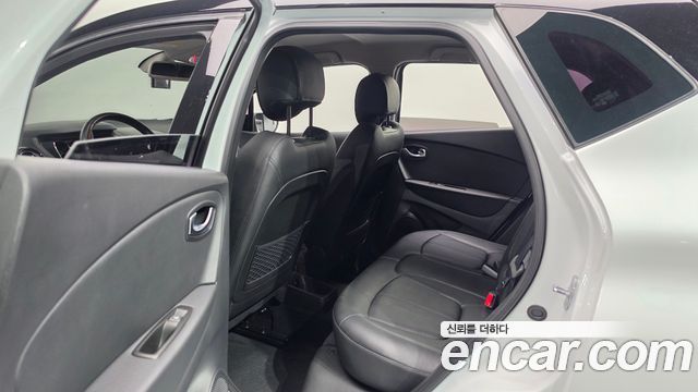 Renault Korea QM3 RE 2019 — фото 11