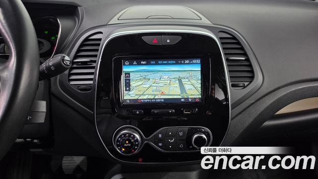 Renault Korea QM3 RE 2019 — фото 13