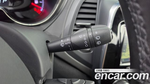 Renault Korea QM3 RE 2019 — фото 18