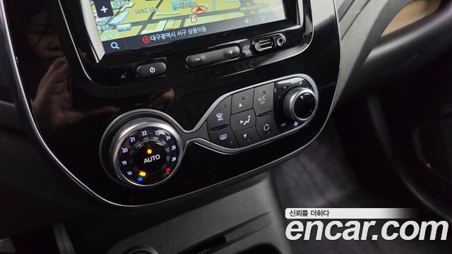 Renault Korea QM3 RE 2019 — фото 19
