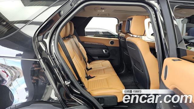 Land Rover Discovery 5 3.0 SD6 HSE Luxury 2020 — фото 12