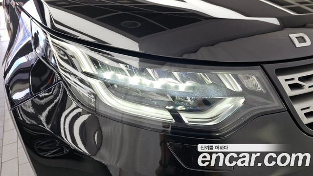 Land Rover Discovery 5 3.0 SD6 HSE Luxury 2020 — фото 22