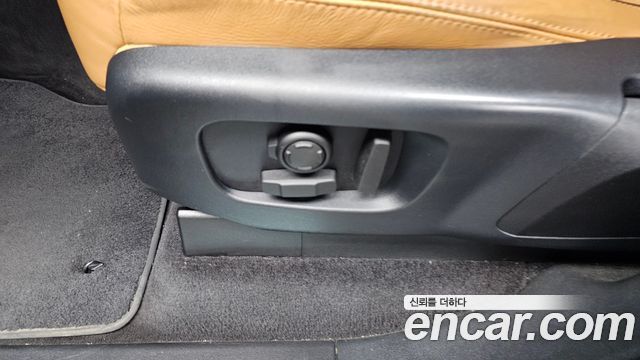 Land Rover Discovery 5 3.0 SD6 HSE Luxury 2020 — фото 31