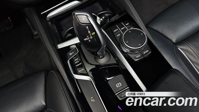 BMW 5 Series (G30) 520i M Sport 2020 — фото 9