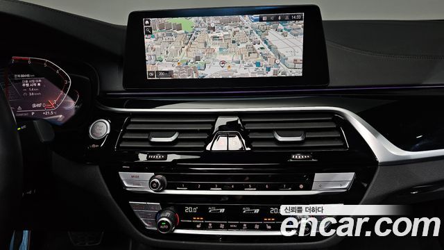BMW 5 Series (G30) 520i M Sport 2020 — фото 14