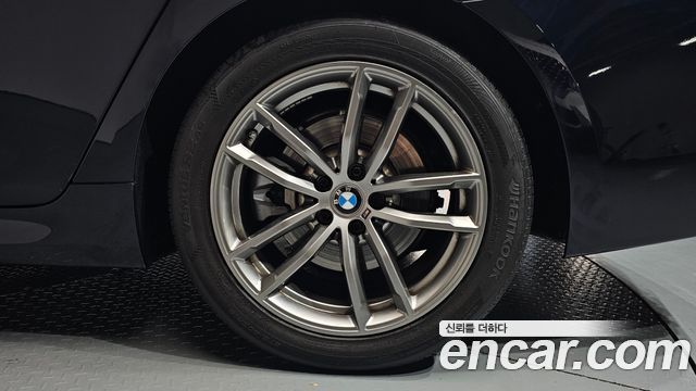 BMW 5 Series (G30) 520i M Sport 2020 — фото 21