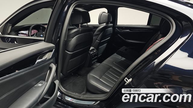 BMW 5 Series (G30) 520i M Sport 2020 — фото 26