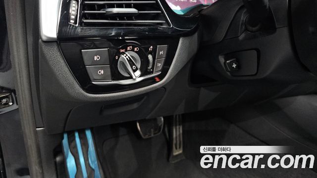 BMW 5 Series (G30) 520i M Sport 2020 — фото 29
