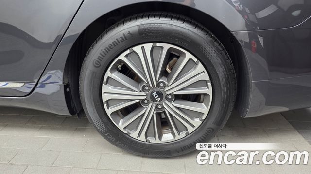 Kia K7 Premier Hybrid Signature 2020 — фото 21