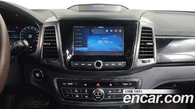 KG Mobility (SsangYong) Rexton Sports Diesel 2.2 4WD Prestige 2022 — фото 13
