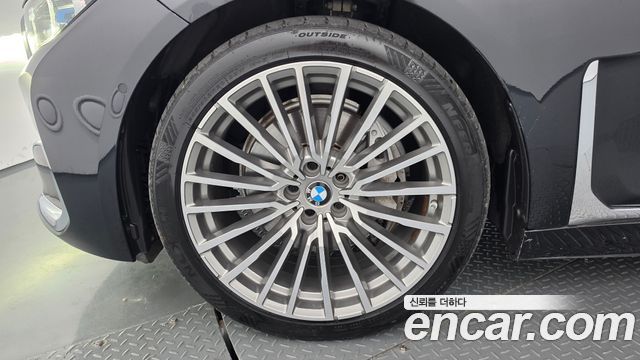 BMW 7 Series (G11) 730d xDrive Design Pure Excellence 2022 — фото 5