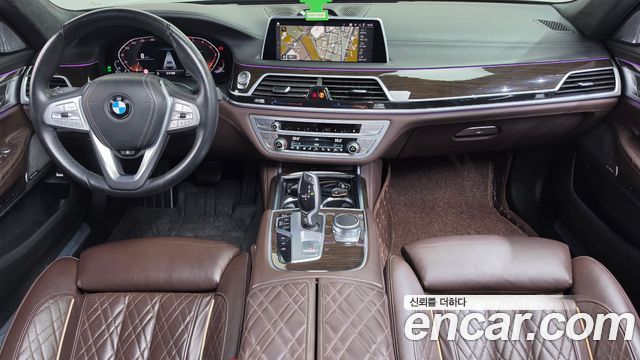 BMW 7 Series (G11) 730d xDrive Design Pure Excellence 2022 — фото 7