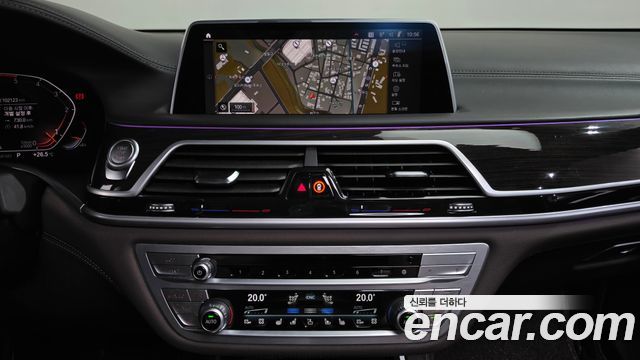 BMW 7 Series (G11) 730d xDrive Design Pure Excellence 2022 — фото 14