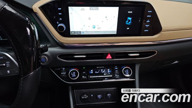Hyundai Sonata Hybrid (DN8) Inspiration 2021 — фото 17