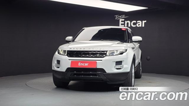 Land Rover Range Rover Evoque 2.2 SD4 Prestige 2013 — фото 3
