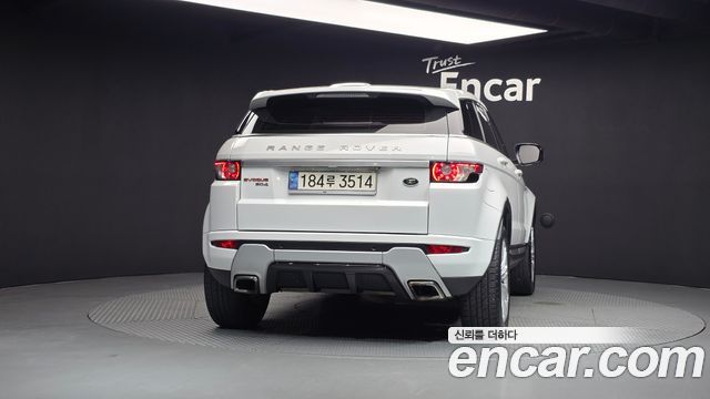 Land Rover Range Rover Evoque 2.2 SD4 Prestige 2013 — фото 4