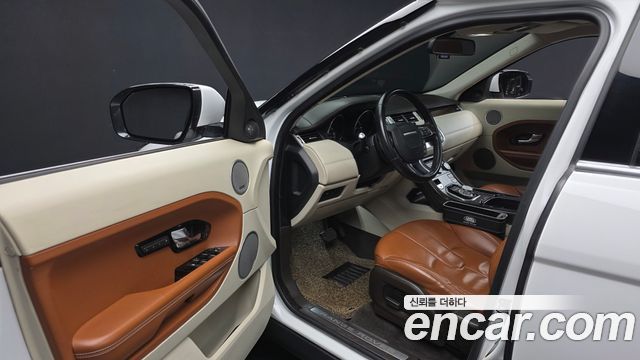 Land Rover Range Rover Evoque 2.2 SD4 Prestige 2013 — фото 10