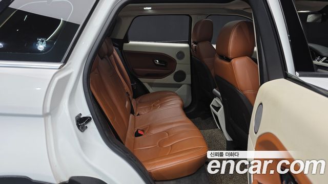 Land Rover Range Rover Evoque 2.2 SD4 Prestige 2013 — фото 16