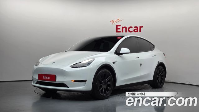 Tesla Model Y Long Range AWD