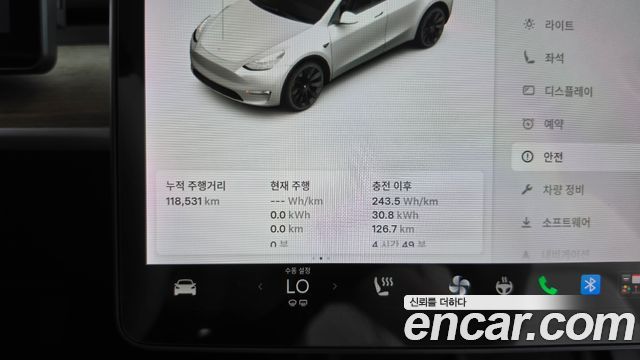 Tesla Model Y Long Range AWD 2021 — фото 29
