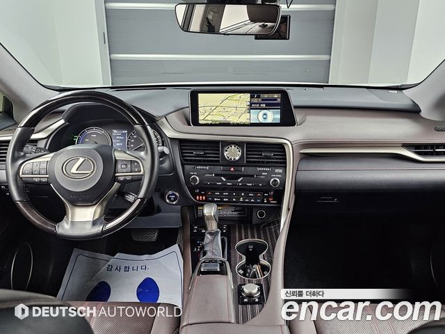 Lexus RX450h (IV) Executive 2018 — фото 7