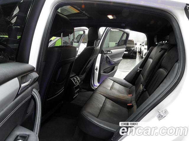BMW X4 (F26) xDrive20d M Sport 2017 — фото 15