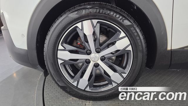 Peugeot 5008 (II) 1.6 BlueHDi Allure 2018 — фото 5