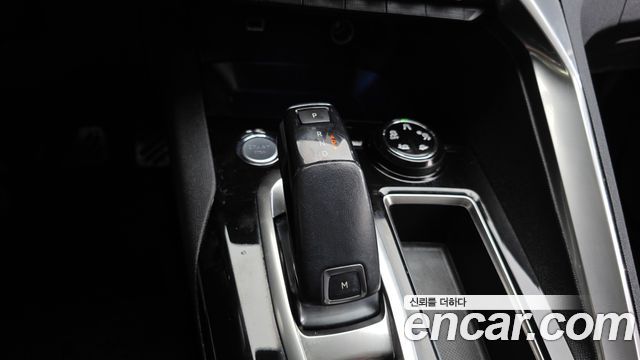 Peugeot 5008 (II) 1.6 BlueHDi Allure 2018 — фото 9