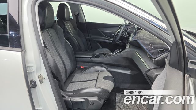 Peugeot 5008 (II) 1.6 BlueHDi Allure 2018 — фото 11