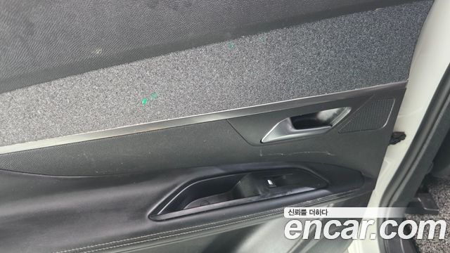 Peugeot 5008 (II) 1.6 BlueHDi Allure 2018 — фото 19