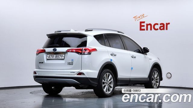 Toyota RAV4 2.5 4WD 4th 2018 — фото 2