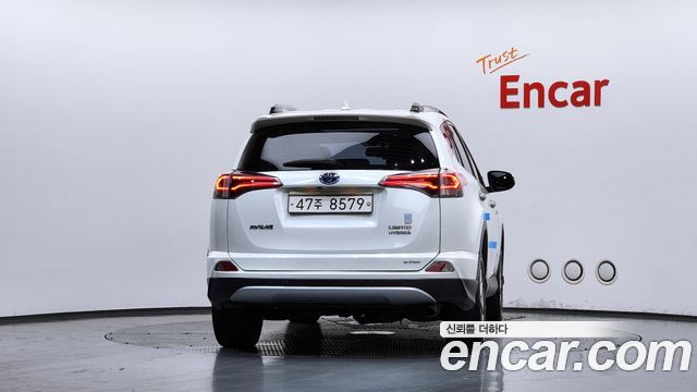 Toyota RAV4 2.5 4WD 4th 2018 — фото 4