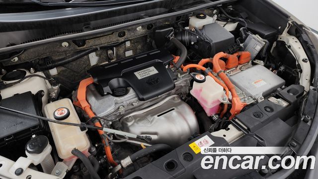 Toyota RAV4 2.5 4WD 4th 2018 — фото 6
