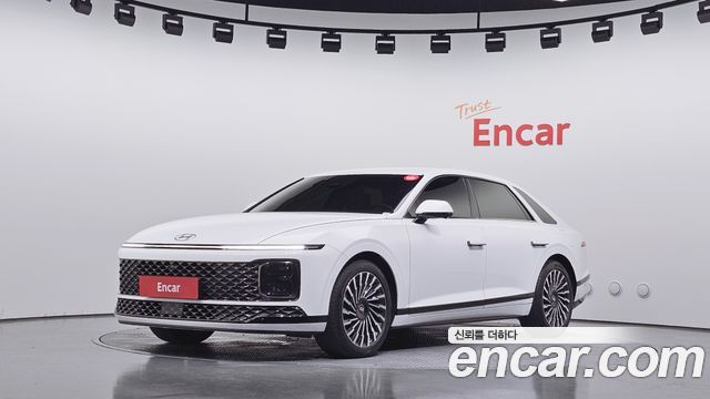 Hyundai Grandeur (GN7) 2,5 Gasoline 2WD Calligraphy