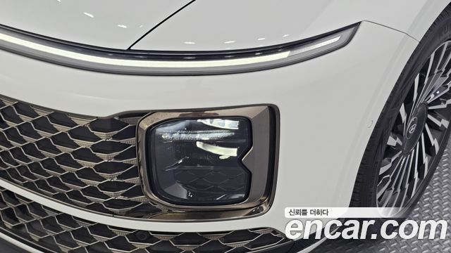 Hyundai Grandeur (GN7) 2,5 Gasoline 2WD Calligraphy 2023 — фото 22