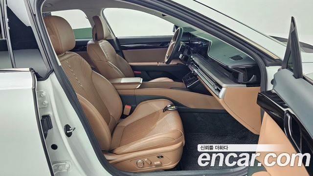 Hyundai Grandeur (GN7) 2,5 Gasoline 2WD Calligraphy 2023 — фото 26